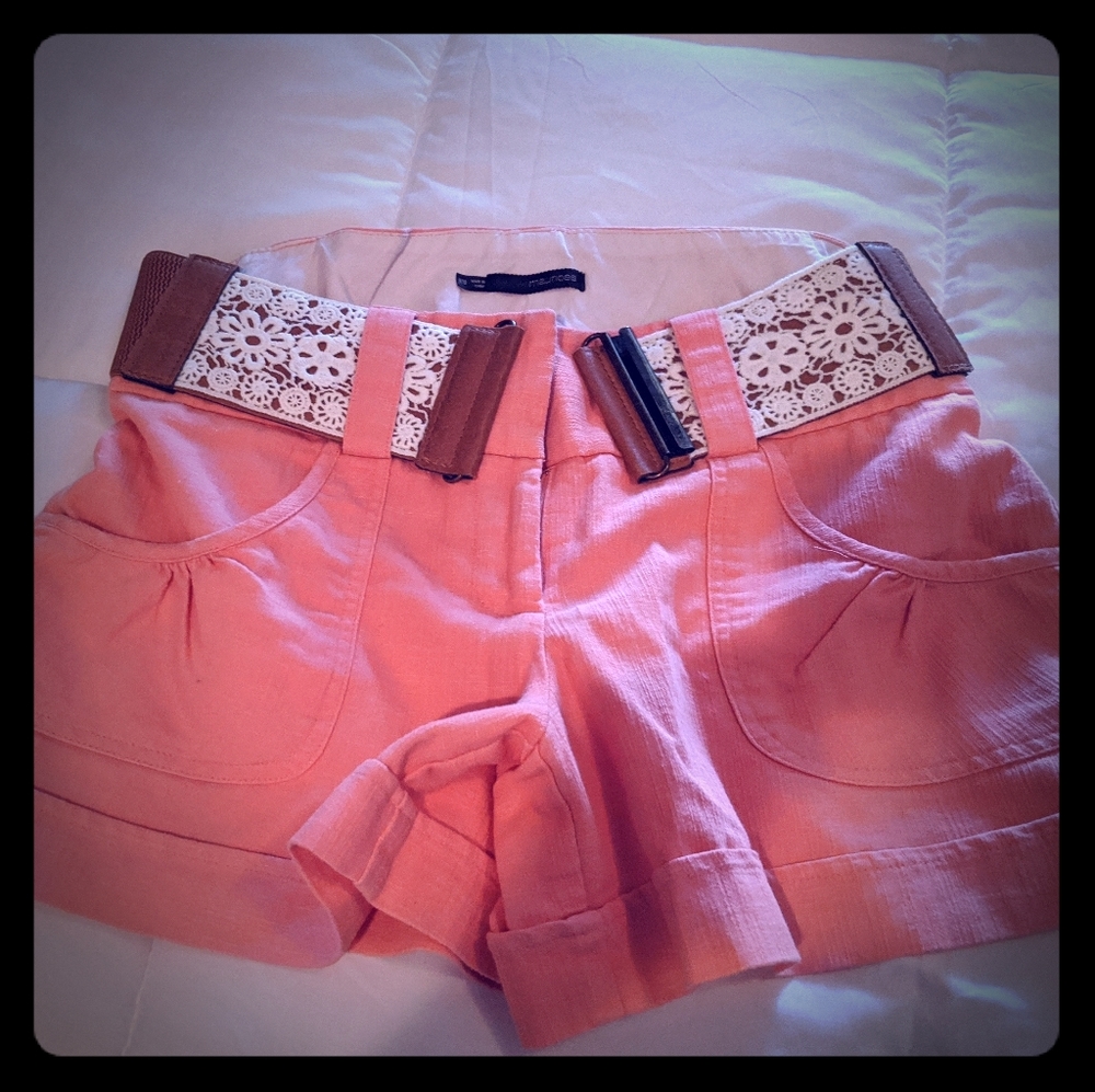 Maurice's pink, belted shorts, sz 9/10, CUTE